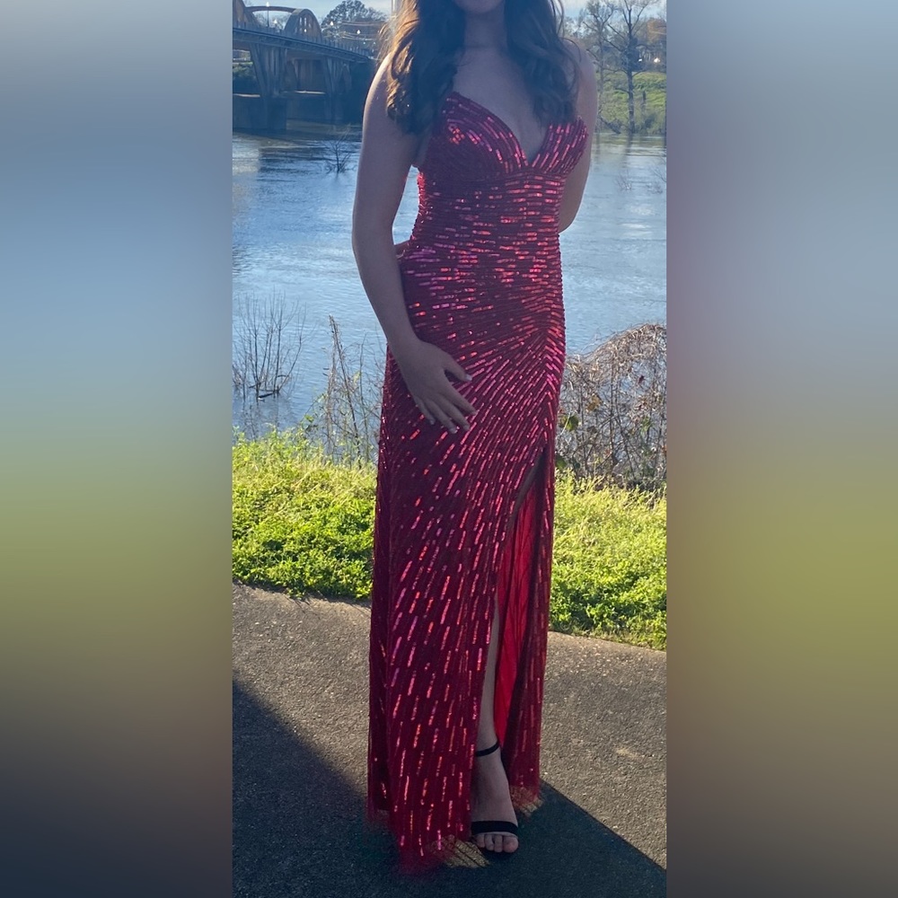 Size 6 prom dress!!